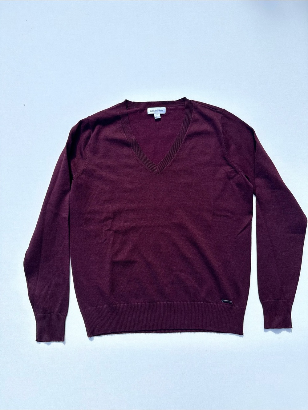 Calvin Klein Women's Wine V-Neck Sweater, perfect for fall 🍁